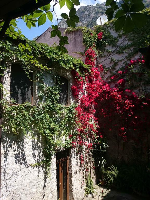 Domus Laeta Villa Giungano Bagian luar foto